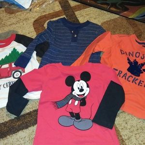 Bundle of 4 long sleeve shirts